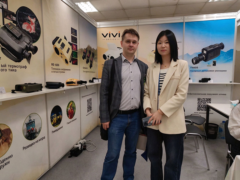 VIVI Optics exhibition booth photo 10