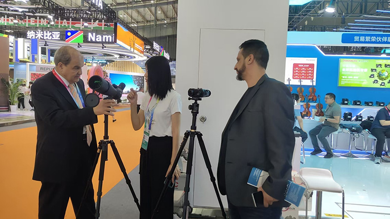 VIVI Optics exhibition booth photo 3